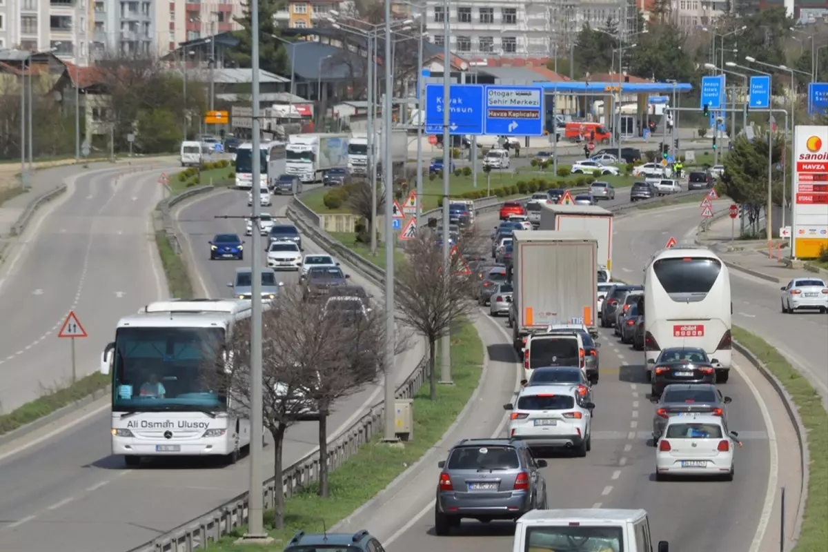 Bayram tatilinin ilk gününün bilançosu: 766 kaza, 5 can kaybı