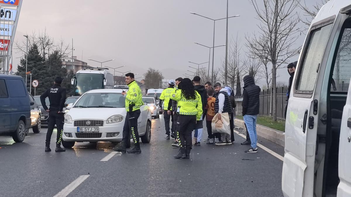 Bursa'da zincirleme trafik kazası: 4 yaralı