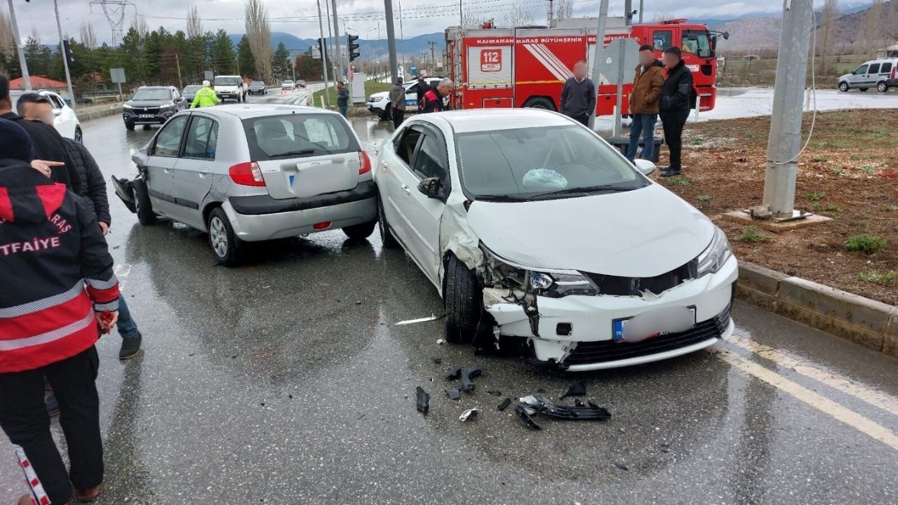 Kahramanmaraş’ta Maddi Hasarlı Trafik Kazası