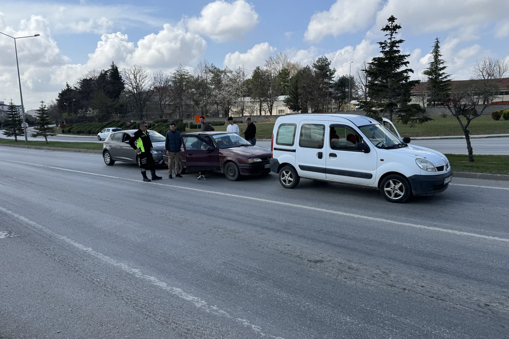 Kırklareli'nde Zincirleme Trafik Kazası! 1 Kişi Yaralandı