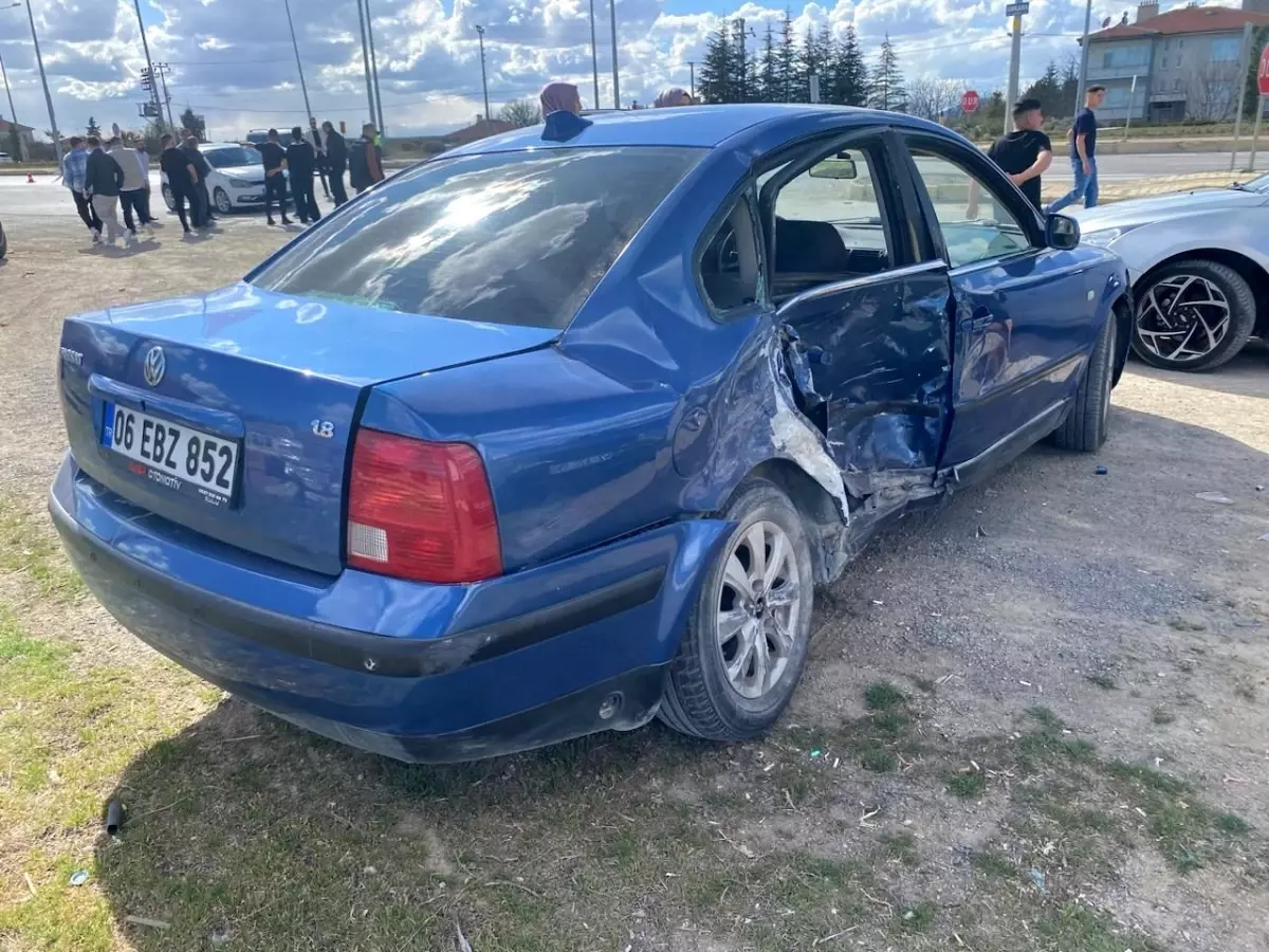 Kulu'da Trafik Kazası: 6 Yaralı