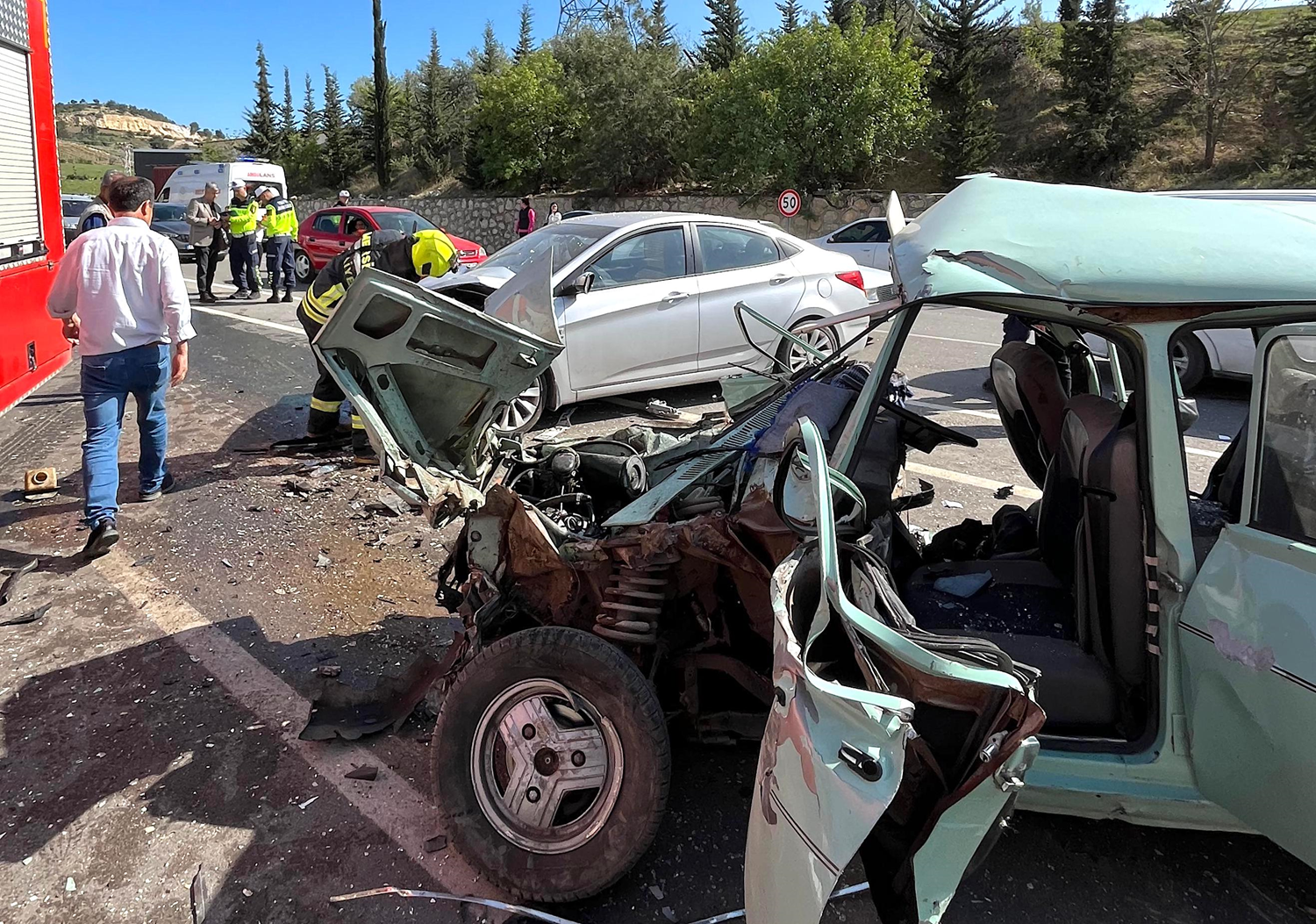 Mersin'de zincirleme kaza: 1 ölü, 9 yaralı