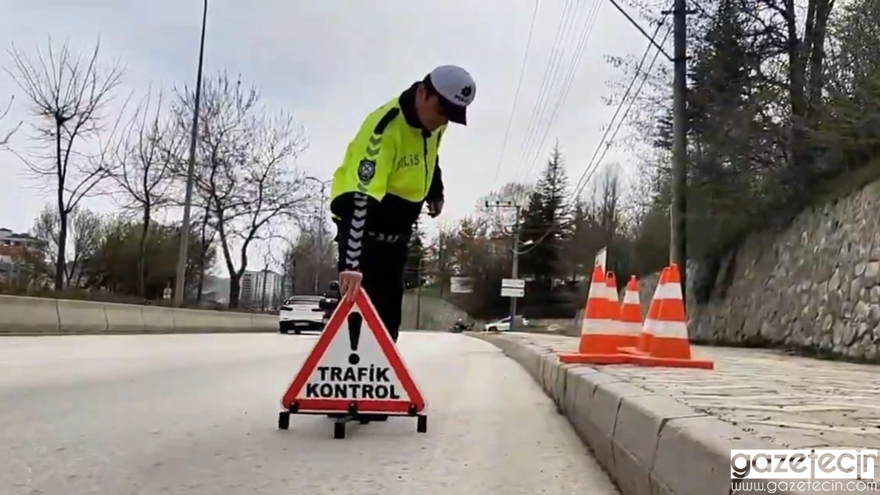 Bayramın başlangıcında trafik kazaları maalesef yine yaşandı!