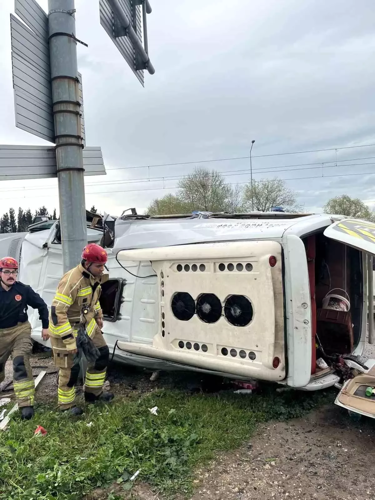 Bursa'da Trafik Kazasında 6 Kişi Yaralandı