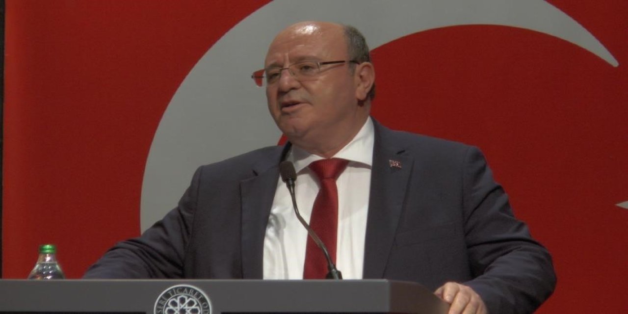 Et Süt Kurumu Genel Müdürü Mustafa Kayhan trafik kazasında yaşamını yitirdi.