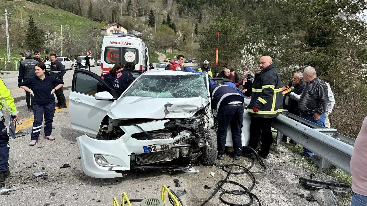 Kastamonu'da dehşet verici bir kaza yaşandı: Canlar tehlikeye girdi!