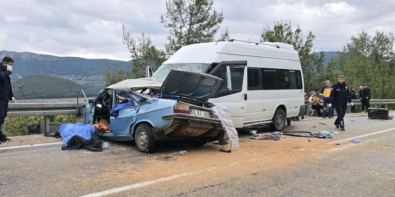 Adana'da aynı aileden 5 kişi trafik kazasında hayatını kaybetti.
