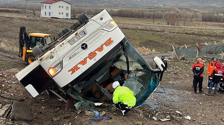 Sivas'ta meydana gelen otobüs kazasında ölü ve yaralılar bulunuyor