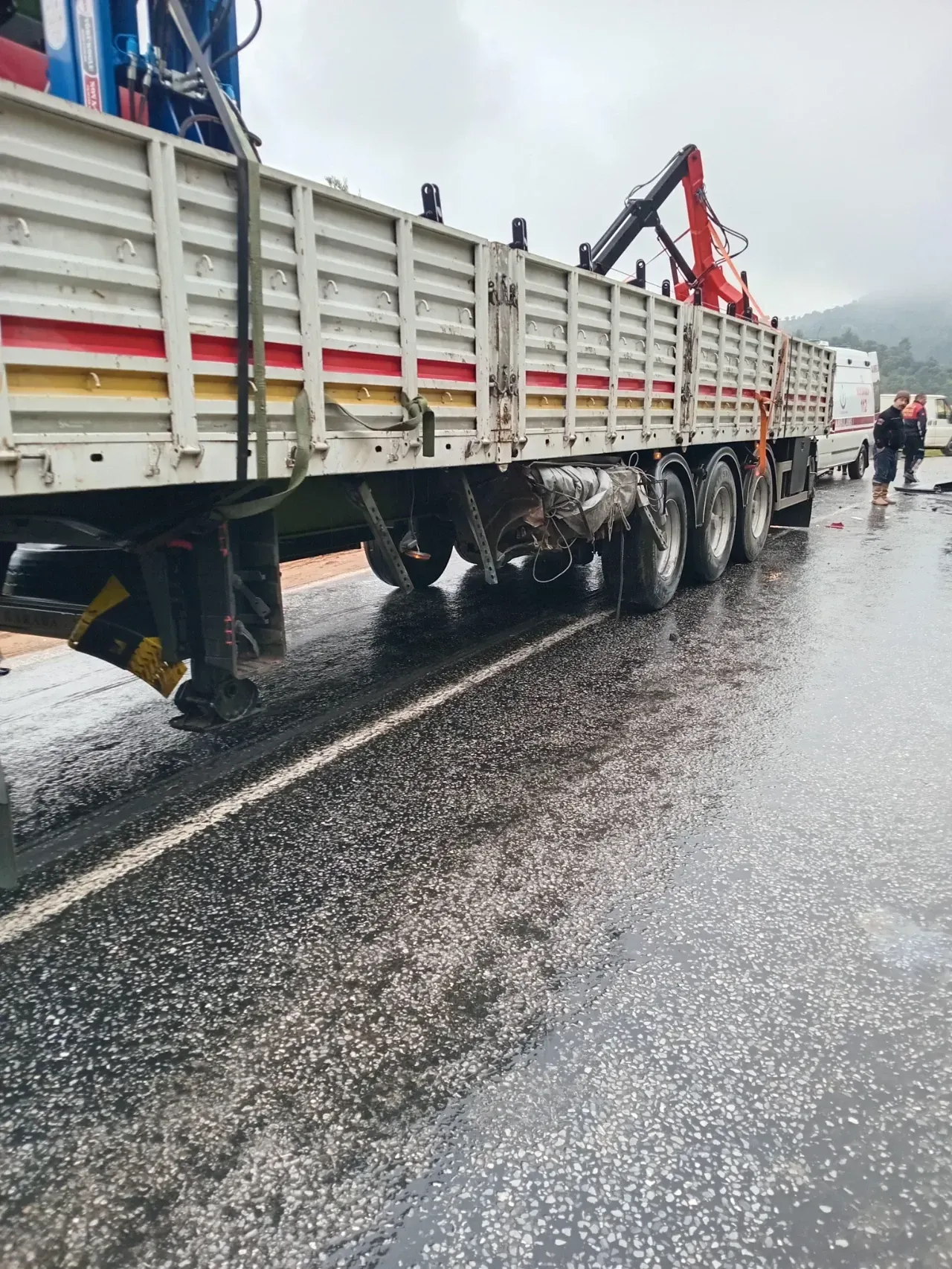 Nazilli’de meydana gelen trafik kazasında genç imam ciddi bir şekilde yaralandı.