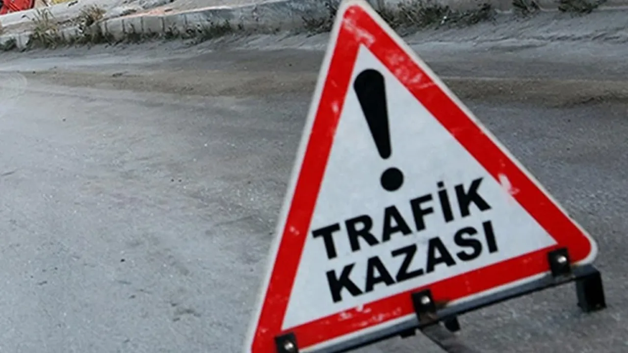 Refahiye’de Kaza: 4 Kişi Yaralandı