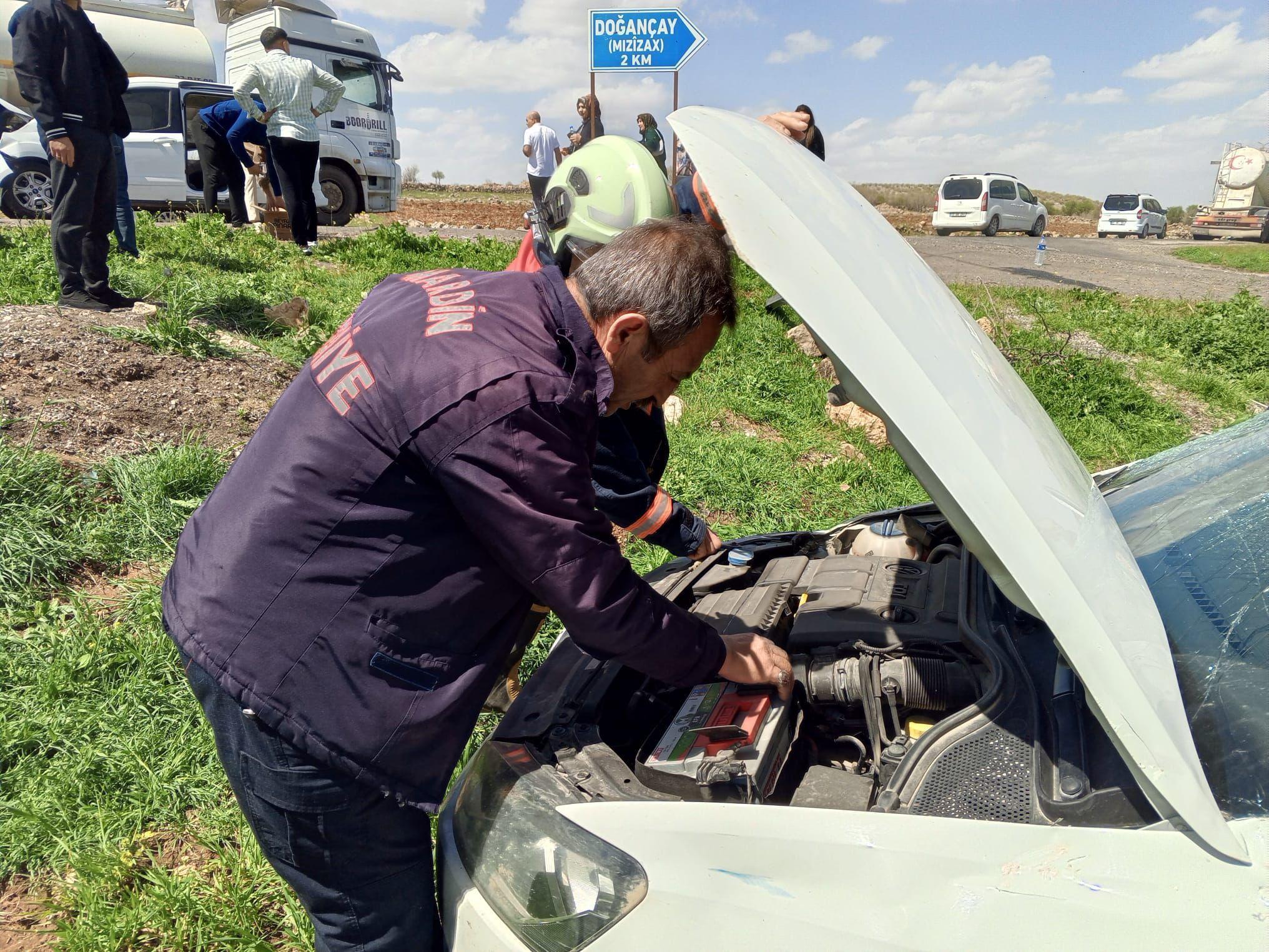 Mardin'de trafik olayı: 4 yaralı var.