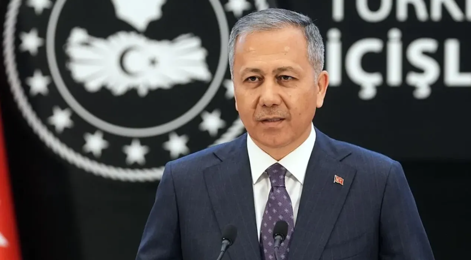 Yerlikaya'dan yeni: Bir haftada 57 kişi trafik kazasında öldü.