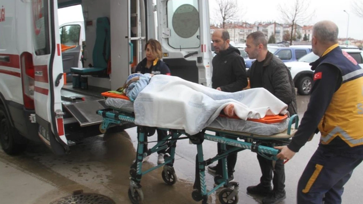 Konya'da kavşak çarpışması: 9 yaralı var.