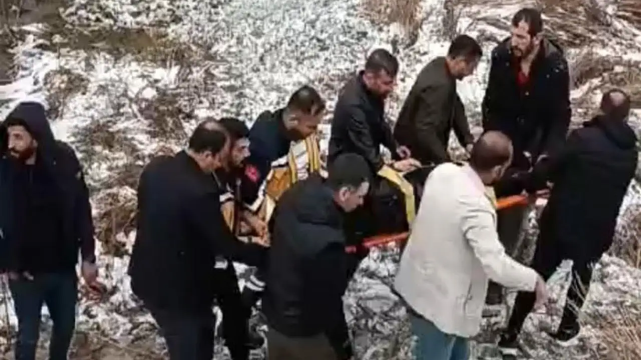 Yüksekova'da kaza oldu.