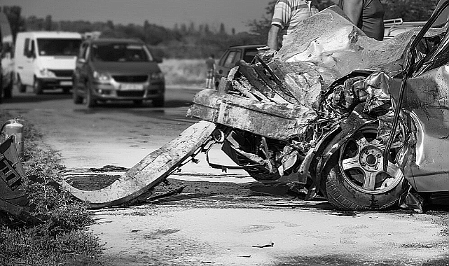 Bayram tatilinde trafik kazalarında 8 gün içinde 72 kişi öldü.