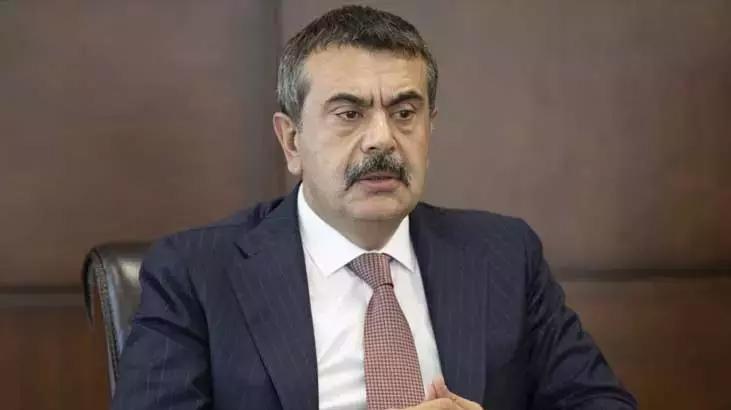 Bakan Tekin, kaza sonucu kaybedilen öğretmenler için başsağlığı mesajı yayınladı.