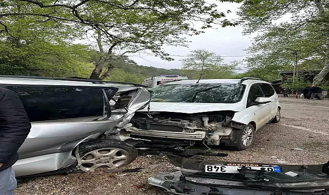 Trafik kazası: Cenaze dönüşünde nöbette olan aile üyesi kaza geçirdi.