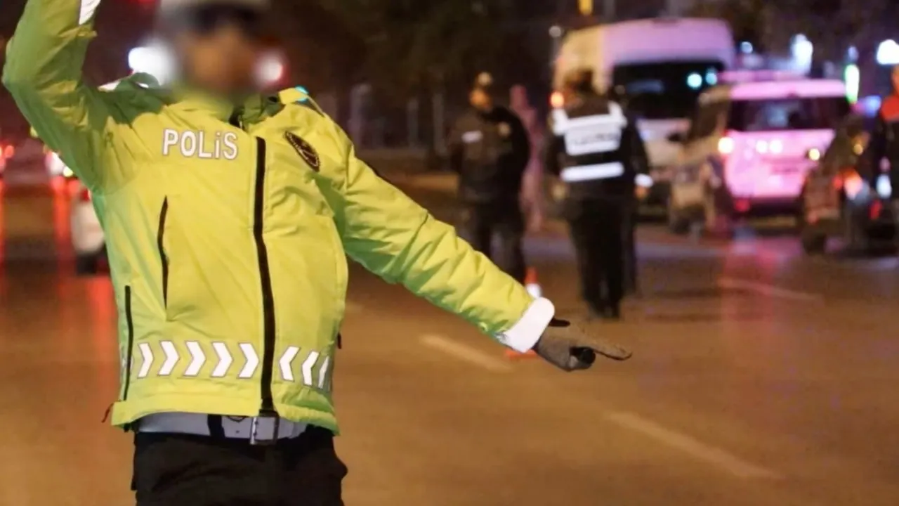 Kayseri'de trafik kazaları ölümleri yarı yarıya düştü.