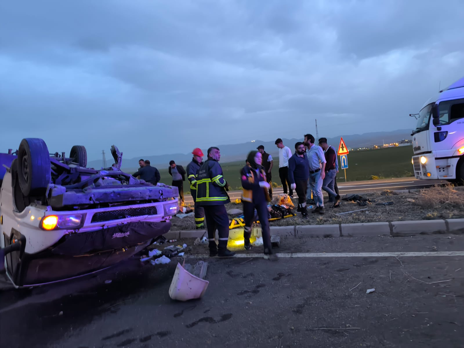 Nusaybin'de trafik kazasında, çocuk hayatını kaybetti, ebeveynler yaralandı!
