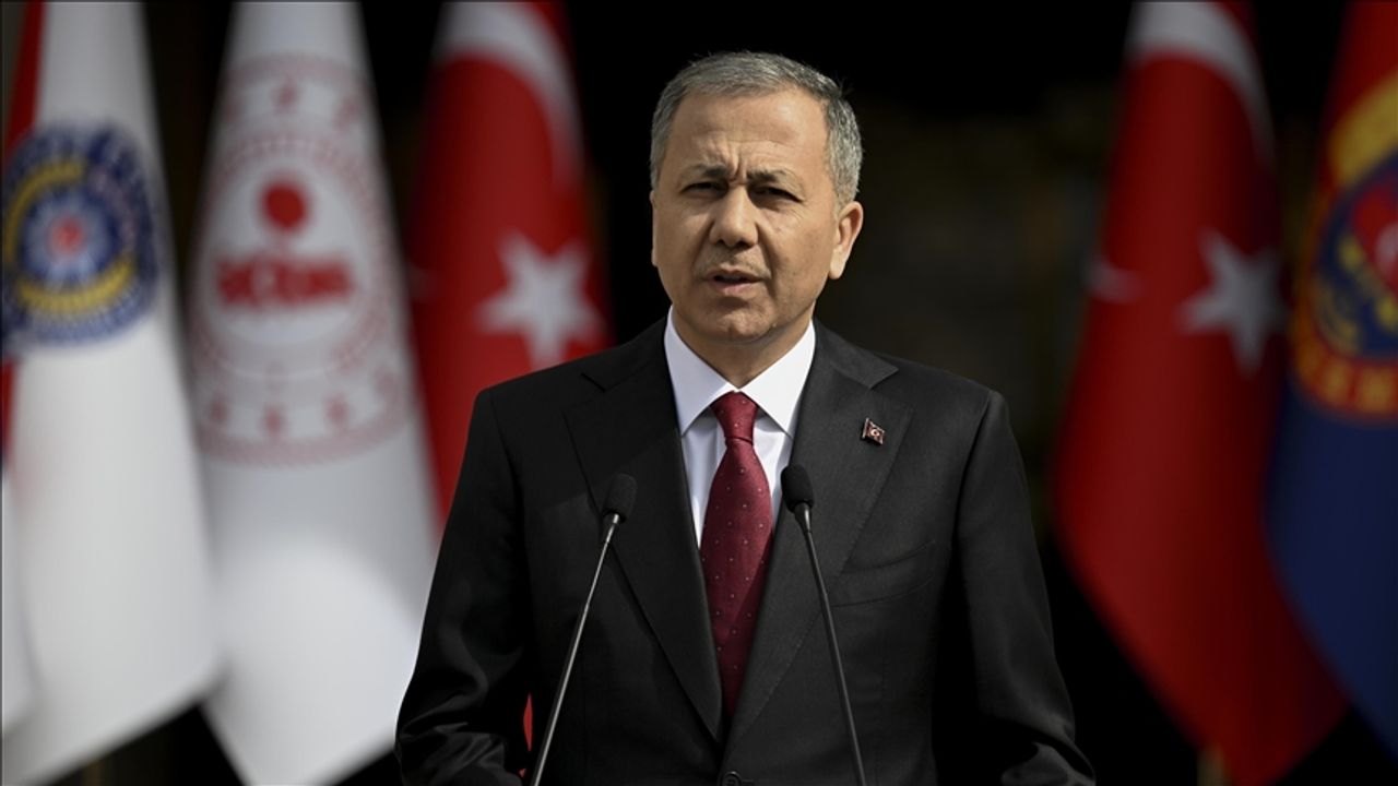 Yerlikaya: Bu Ramazan Bayramı'nda trafik kazalarında azalma oldu.