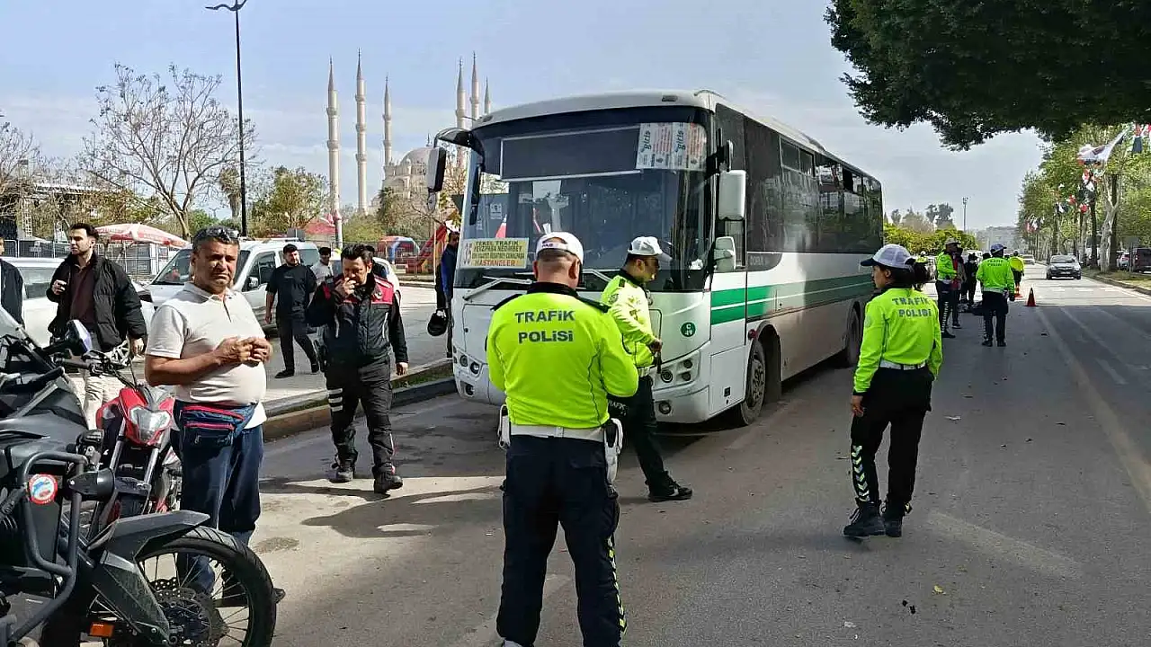Portakal Çiçeği Festivali'nde kaza: 1 kişi hayatını kaybetti, 1 kişi yaralandı