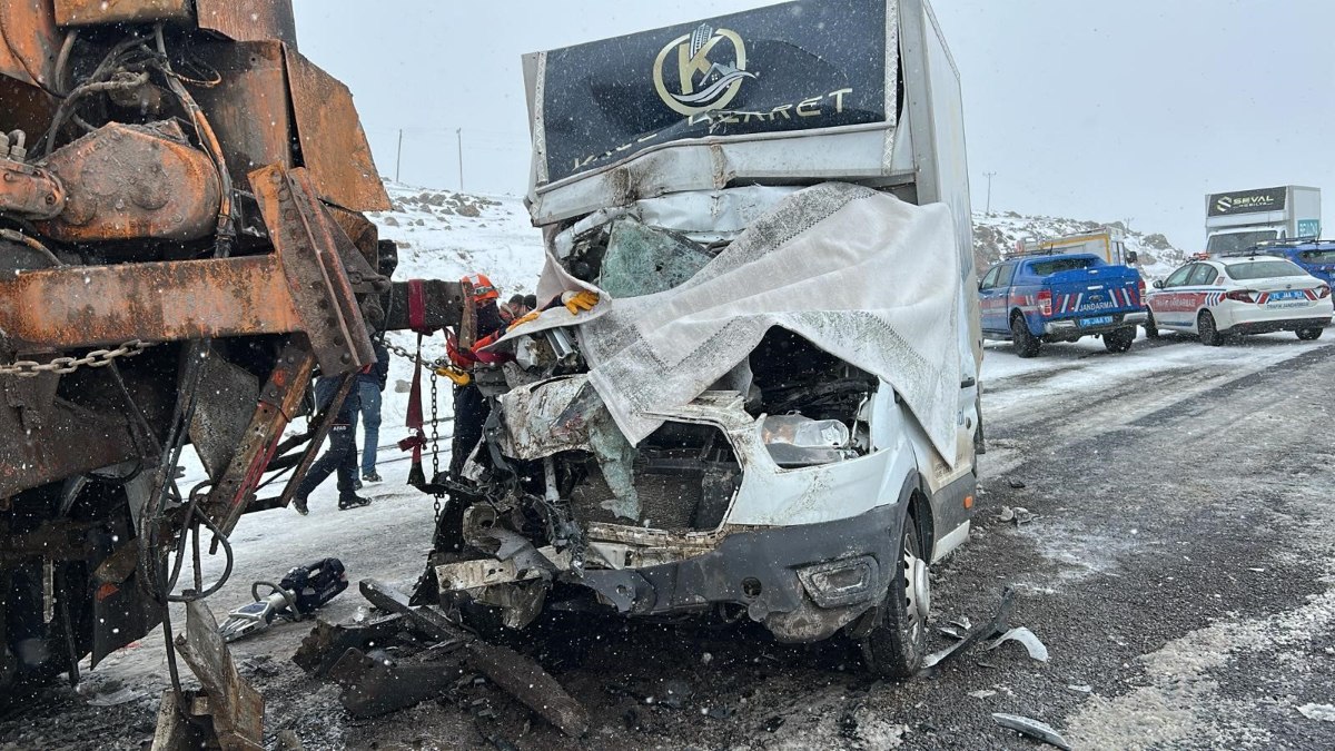 Ardahan'da kaza sonucu bir kişi hayatını kaybetti.