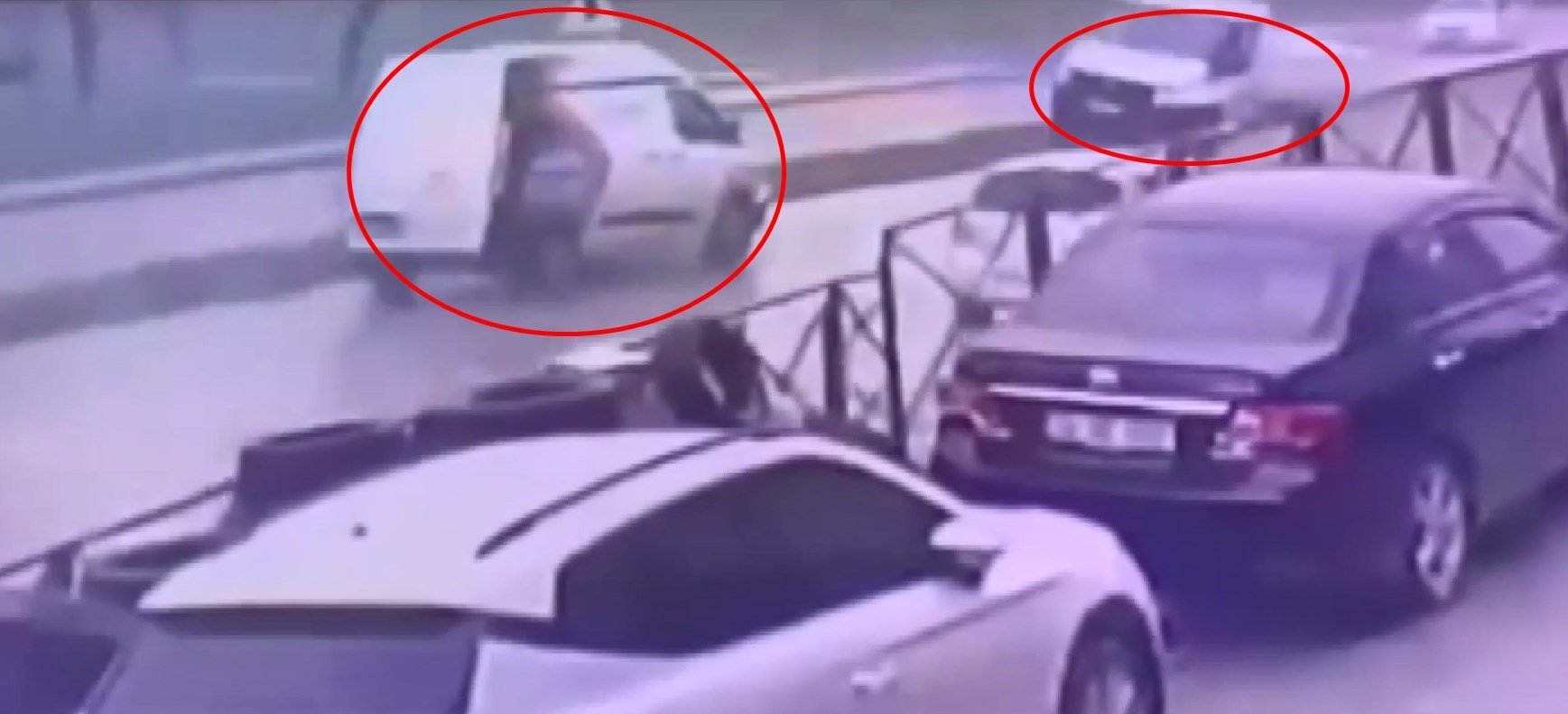 Bursa'da trafik kazasında 3 kişi yaralandı.