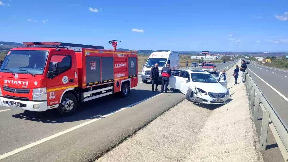 Keşan'da trafik kazasında 5 kişi yaralandı.