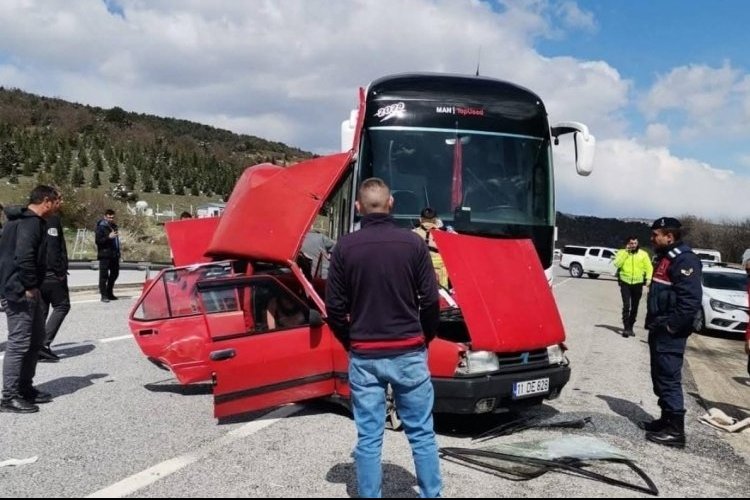 Bursa yolu korkunç kaza! Can kayıpları ve yaralılar...