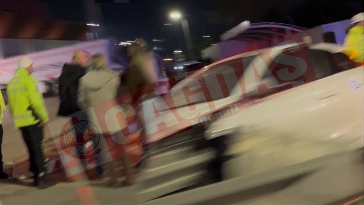 Korkutan kaza İzmit'te! Bir kişi yaralandı.