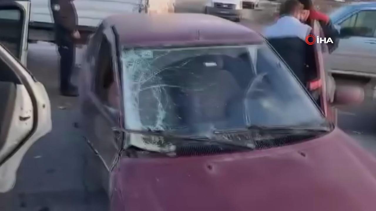 Malatya'da üç araç karıştı: 4 kişi yaralandı.