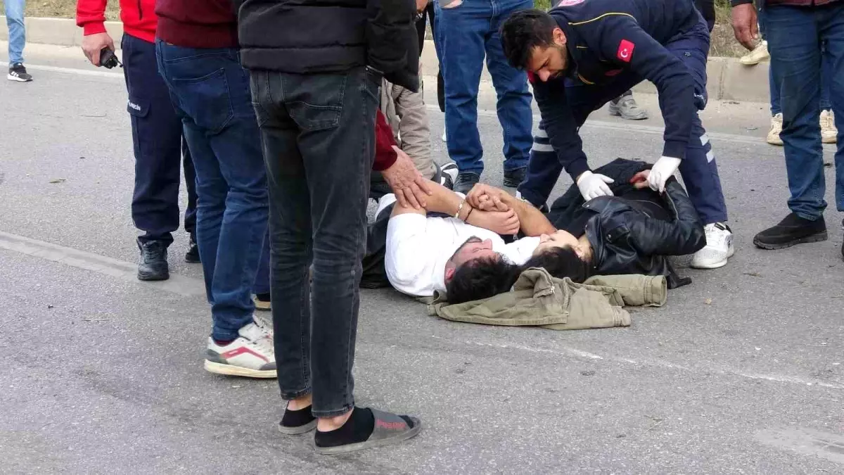 Mersin'de Kaza Sonucu 2 Kişi Yaralandı