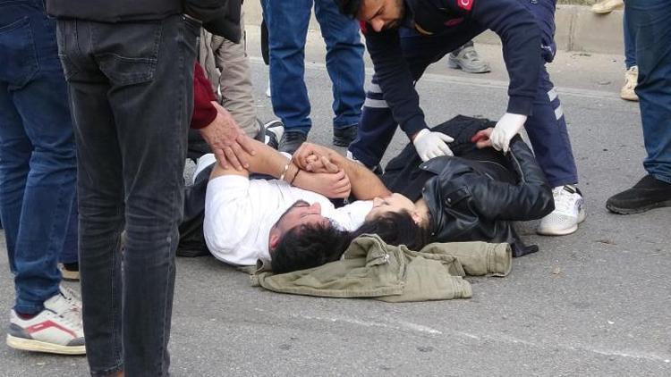 Sürükleyici manzara! Ölümden dönenler, el ele tutuşup yardım beklediler.