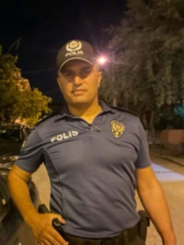 Trafik kazasında Komiser Akkoyun hayatını kaybetti.