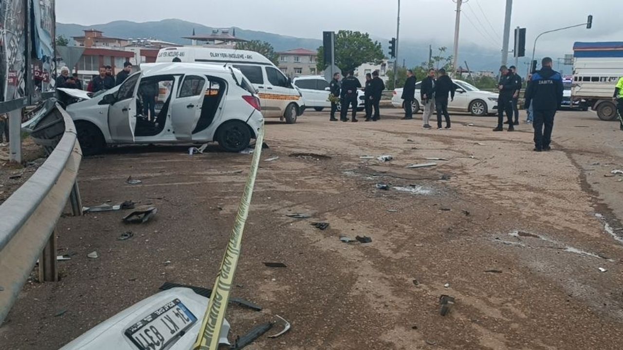 Gaziantep’te Trafik Kazası Anne ile Oğlunun Canını Aldı!