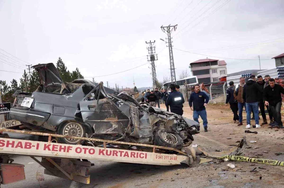 Kahramanmaraş'ta Trafik Kazası: 3 Ölü