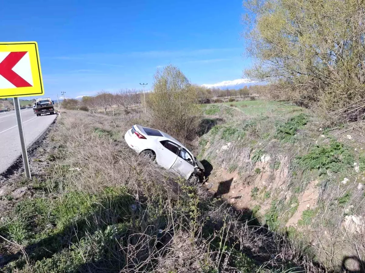 Beyşehir'de Trafik Kazası: 2 Yaralı