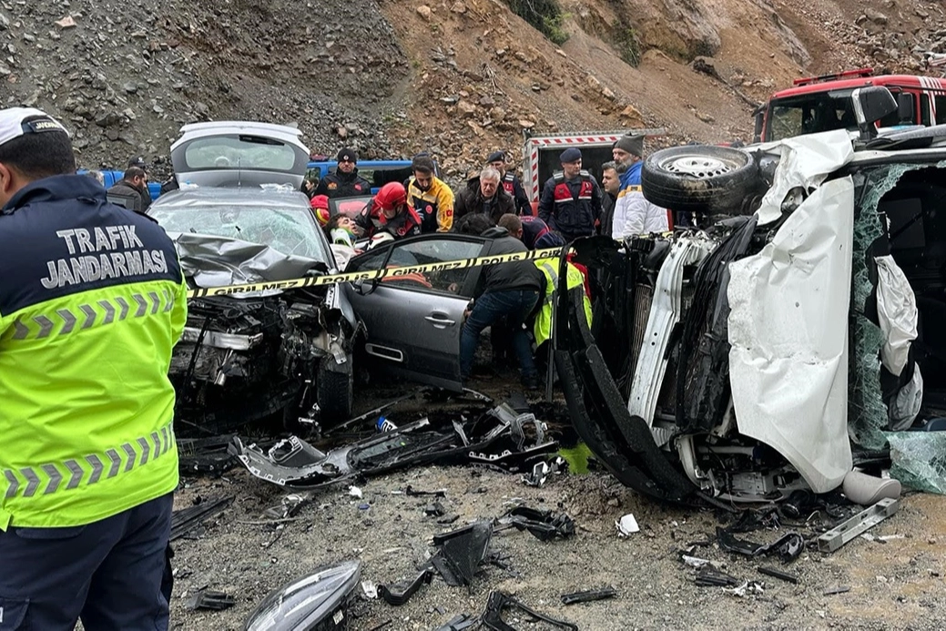 Trafik kazası: 7 yaralı