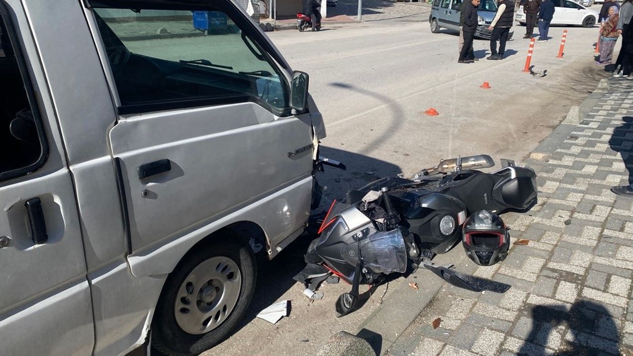 Zincirleme trafik kazası; 1 yaralı