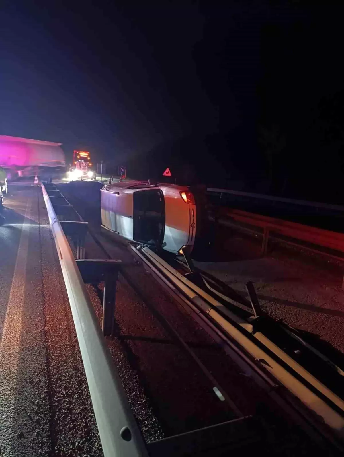 Bilecik'te Trafik Kazası: Sürücü Yaralandı