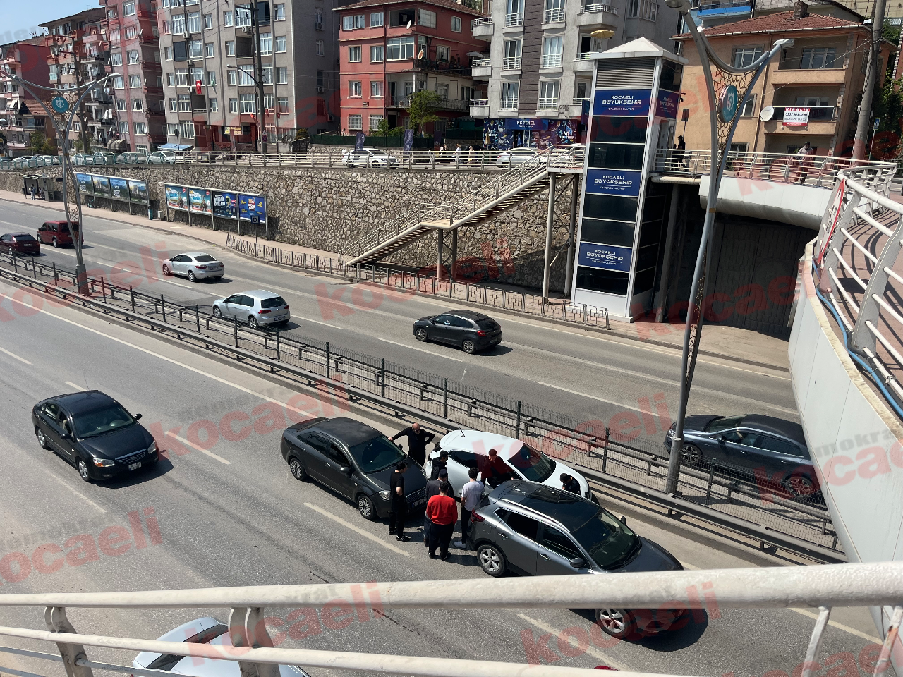 İzmit’te zincirleme kaza!