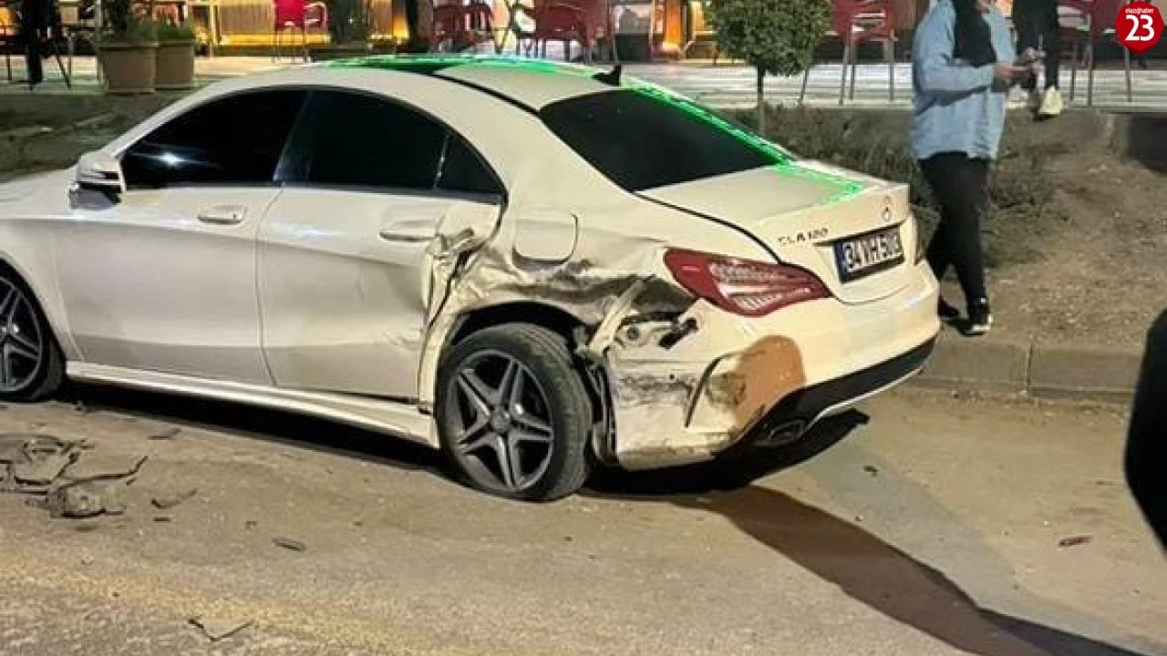Elazığ'da Trafik Kazası: Otomobil Ters Döndü, 1 Kişi Yaralandı