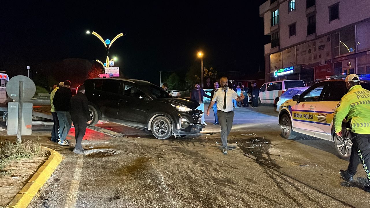 Gebze’de Trafik Kazası: 2 Yaralı
