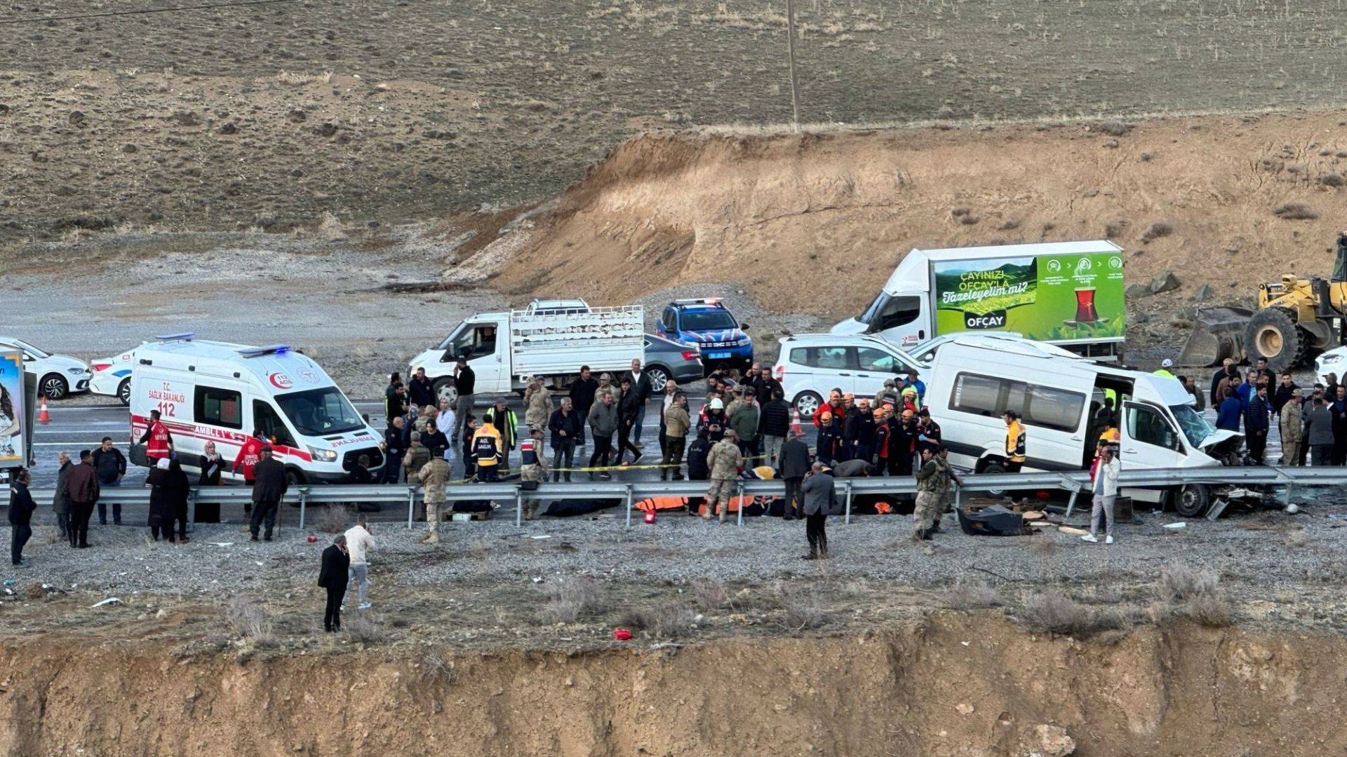 Van'da trafik kazası: 6 kişi hayatını kaybetti