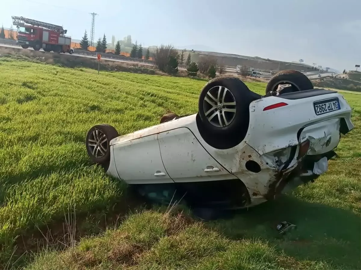 Altıntaş'ta Trafik Kazası: Sürücü Hayatını Kaybetti