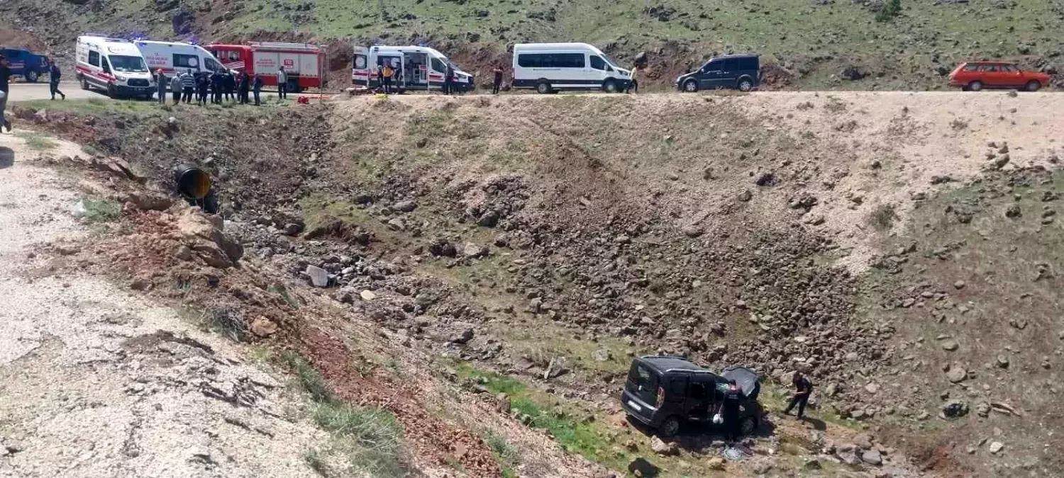 Elazığ'da Trafik Kazası: 5 Yaralı