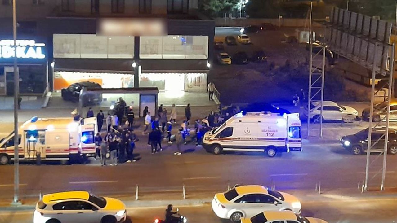 KDZ EREĞLİ'DE TRAFİK KAZASI: 1'İ AĞIR 3 YARALI