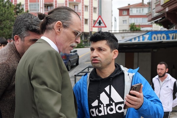 Başkan Beşikcioğlu, Etimesgut'ta yaşanan trafik kazası yerinde inceleme yaptı