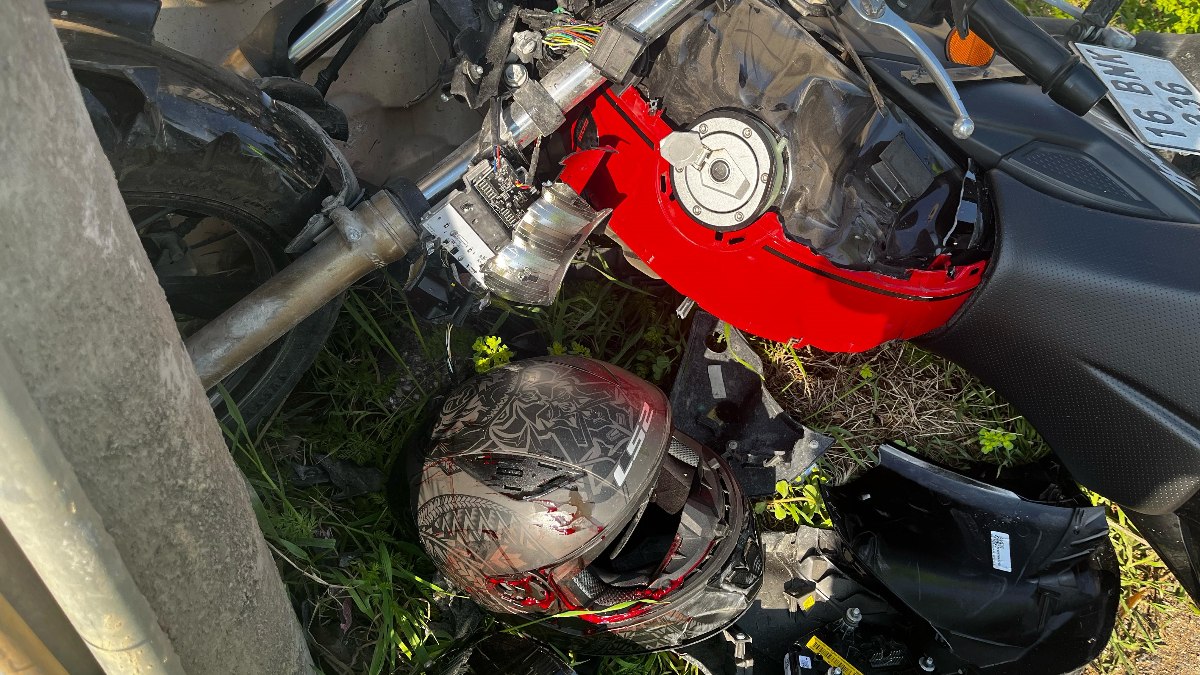 Bursa'da art arda kaza yapan motosikletli ağır yaralandı