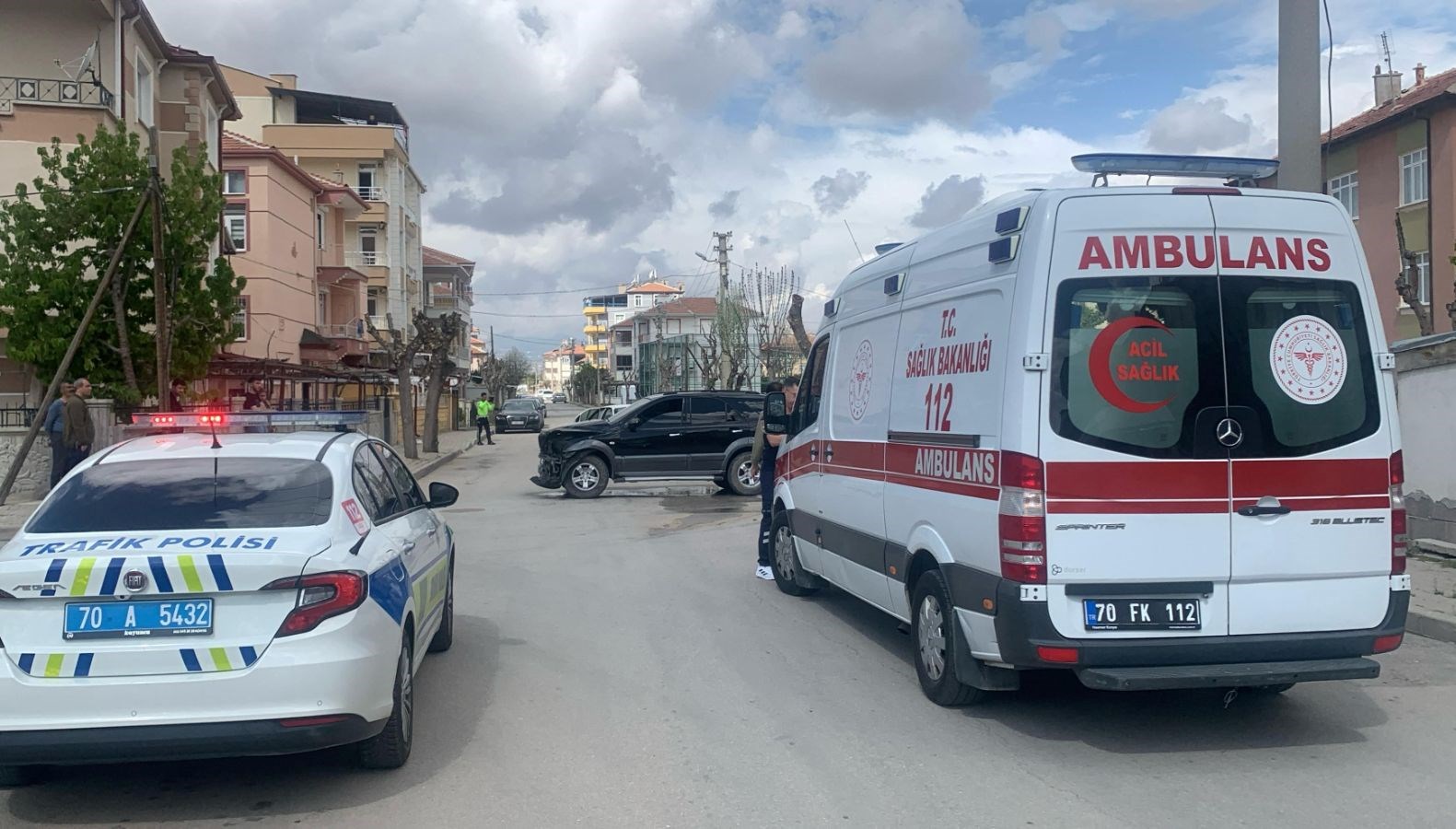 Karaman'da cip ile otomobil çarpıştı: 2 yaralı
